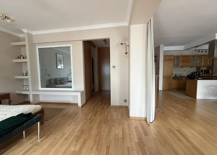 Main Square Spacious With Bathtub クラクフ