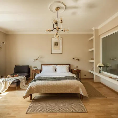 Apartamento Main Square Spacious 1-bed With Bathtub Cracovia
